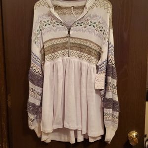 Free People half zip sweater size  Medium, Cream color NWT